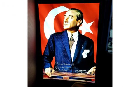 Işıklı Atatürk Tablosu - Öne Çıkan